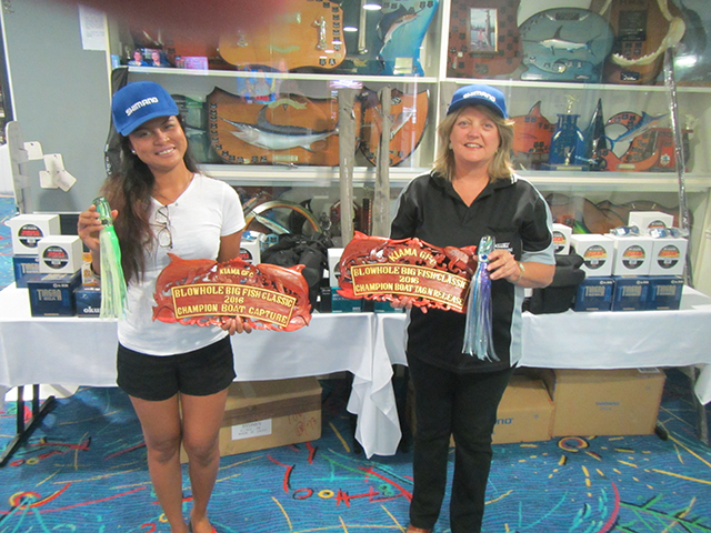 Eva and Gai showing off the major boat trophies for the 2016 Blowhole Big Fish Classic,
Champion Boat Capture and Champion Boat T/R